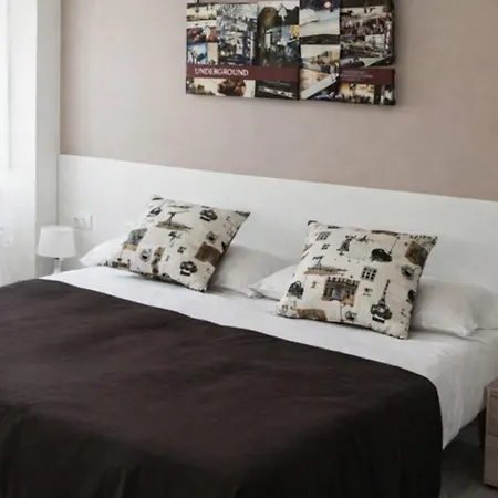 Hotiday Corso Italia Apartmanhotel Trieszt