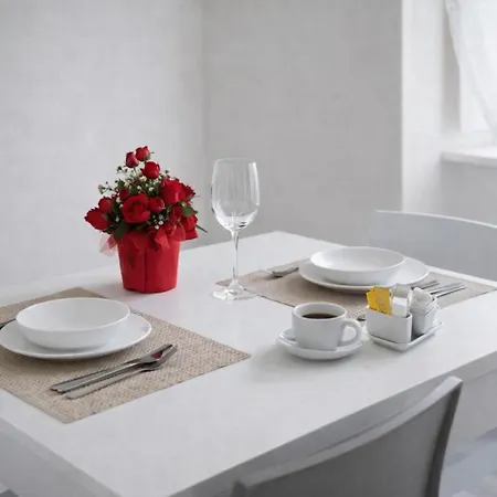 Hotiday Corso Italia Apartmanhotel