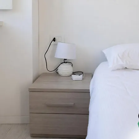Apartmanhotel Hotiday Corso Italia Trieszt